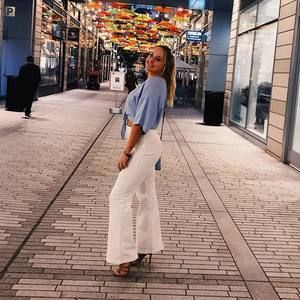 Meet your Posher, Emily